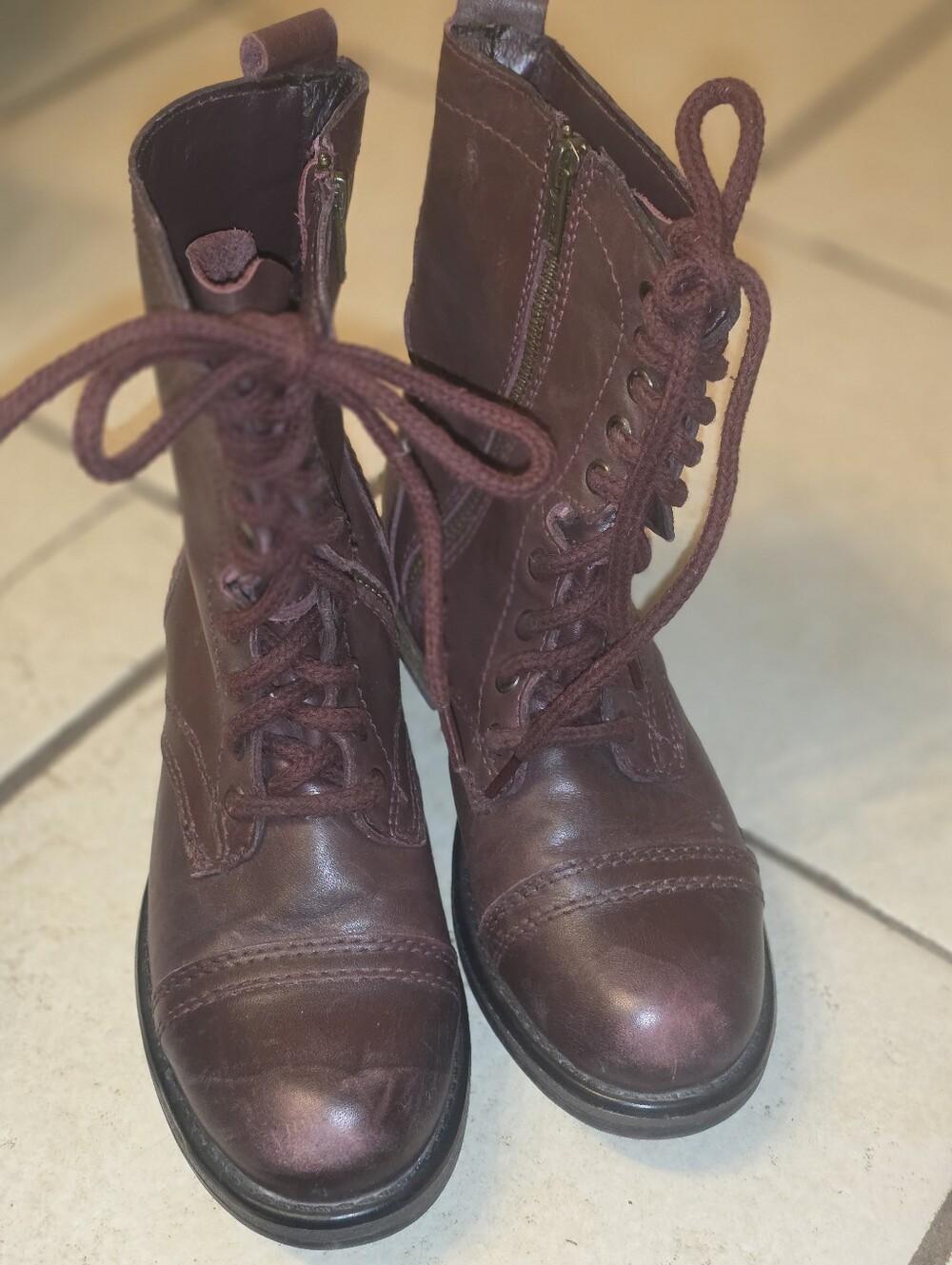 Steve Madden Red Combat Style Boots Size 7 (Dressy)